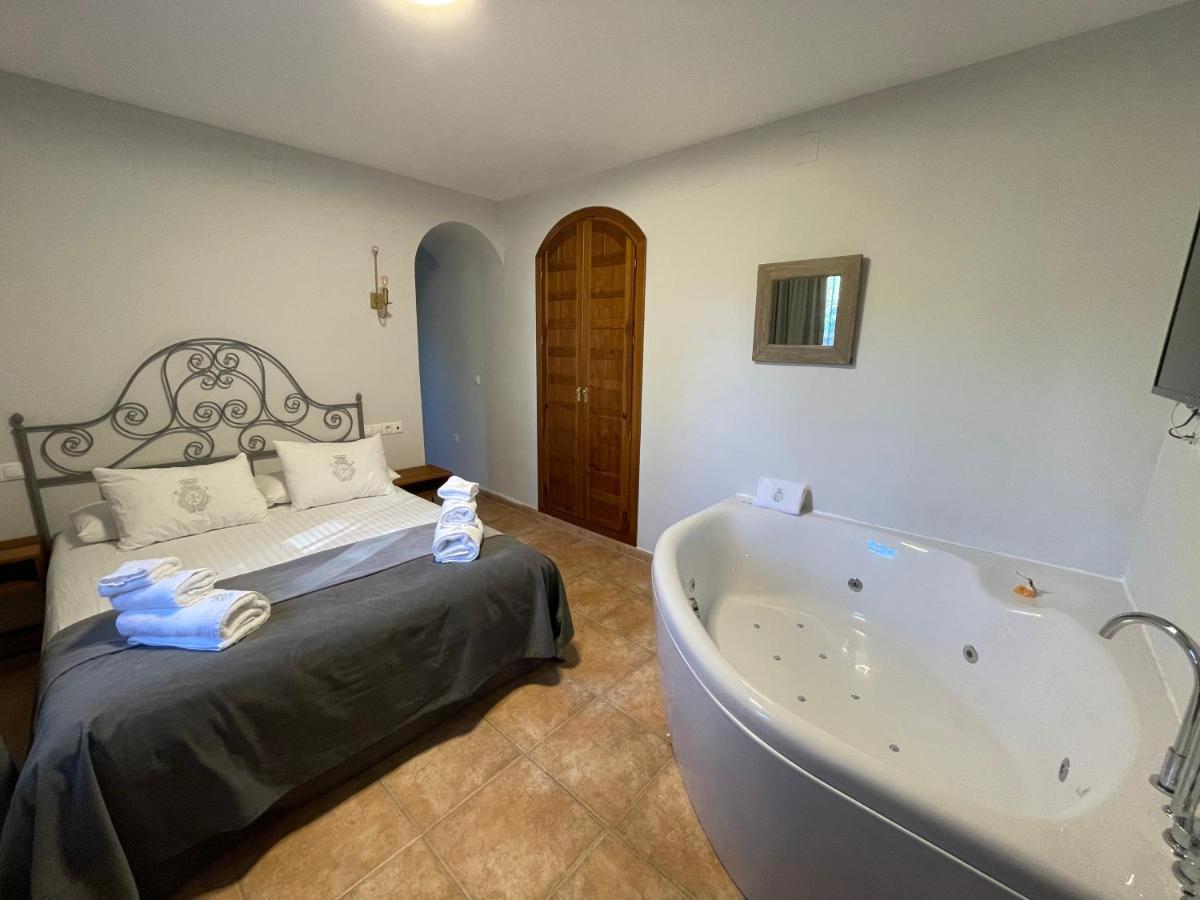 Hotel Monasterio De Tejeda Garaballa エクステリア 写真