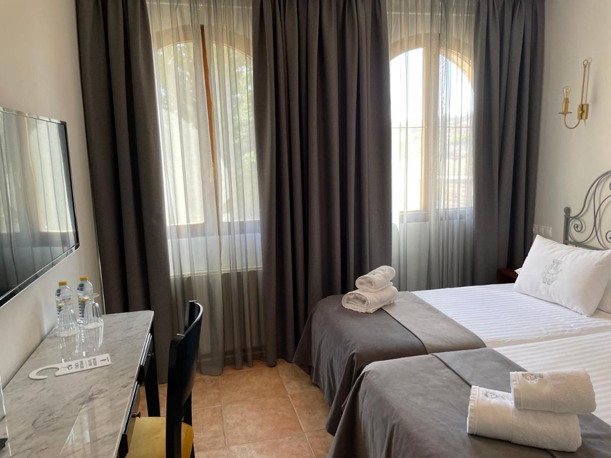 Hotel Monasterio De Tejeda Garaballa エクステリア 写真