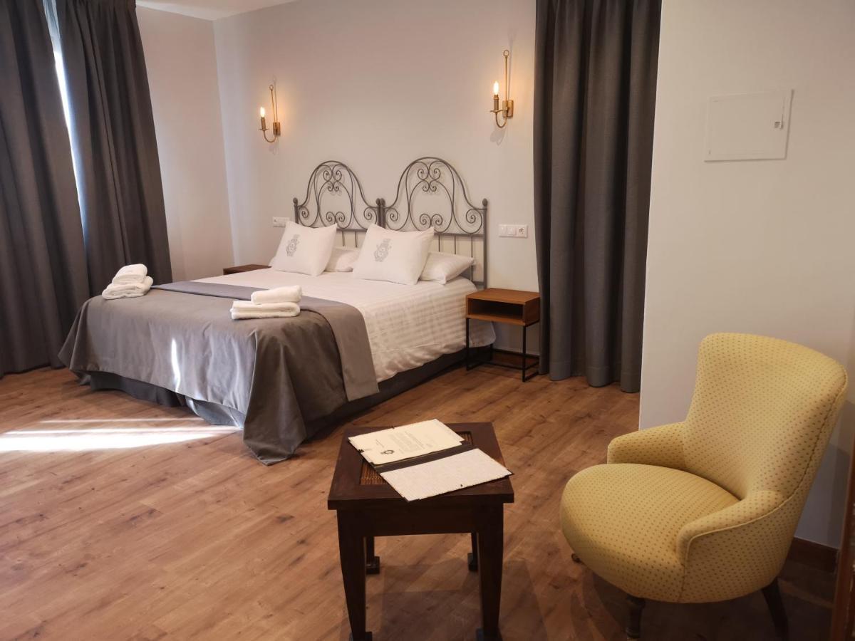 Hotel Monasterio De Tejeda Garaballa エクステリア 写真