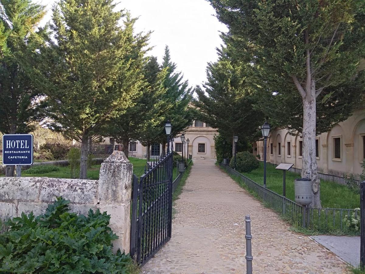 Hotel Monasterio De Tejeda Garaballa エクステリア 写真