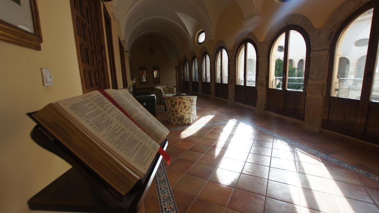 Hotel Monasterio De Tejeda Garaballa エクステリア 写真
